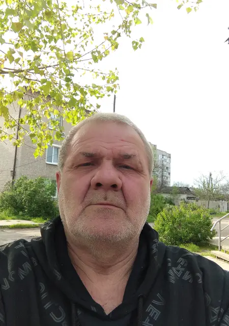 Я Иван, 65 років, знайомлюсь на одну ніч у Києві