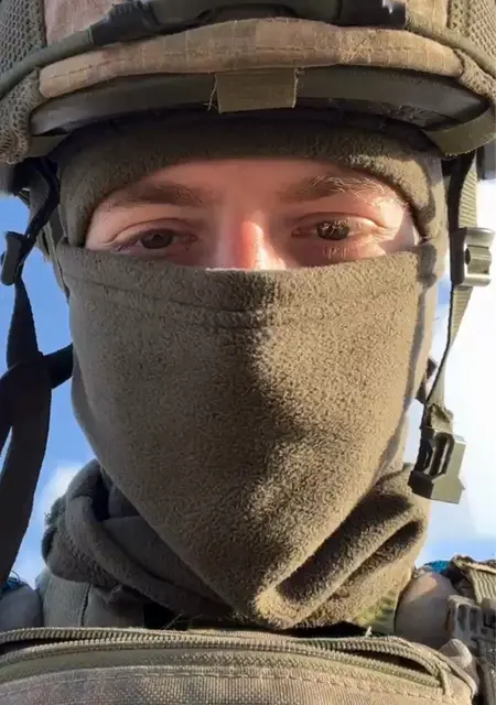 Я Олексій, 22 років, знайомлюсь для постійних стосунків у Красилів