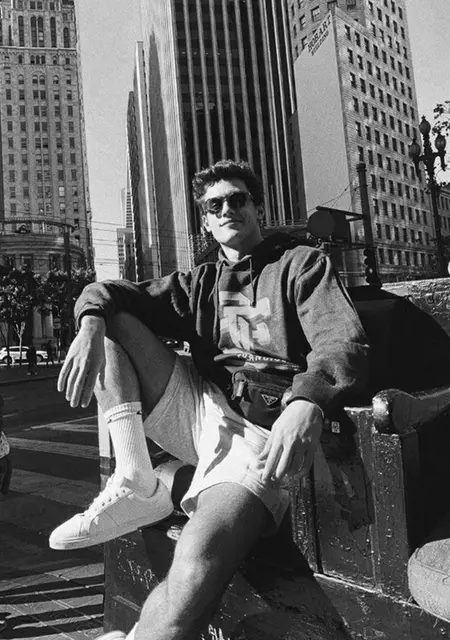 Я Александр, 26, знакомлюсь на одну ночь в Дубае