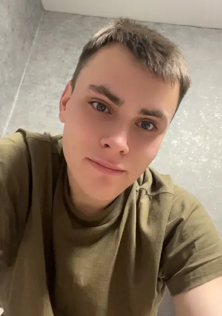 Илья из Астаны, ищу на сайте знакомства без обязательств