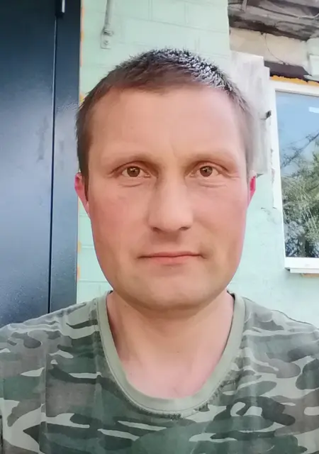 Я Александр, 45, из Новопскова, ищу знакомства на одну ночь