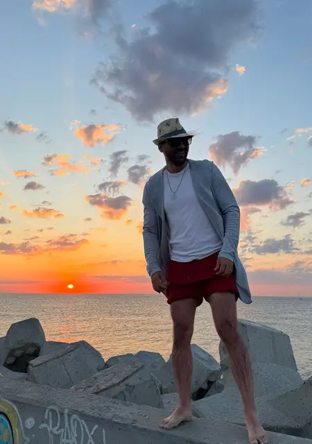 Я Gabriel, 36, знакомлюсь без обязательств в Джурджу