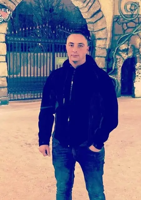 Я Олексій, 31 років, знайомлюсь без зобов'язань у Києві