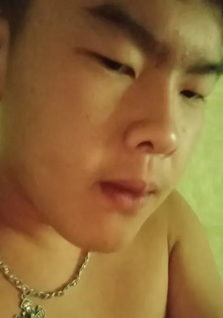 Александр з Синельникове, мені 23 років, познайомлюсь на одну ніч