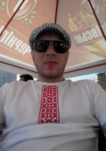 Я Денис, 47 років з Миколаєва, шукаю знайомства на одну ніч