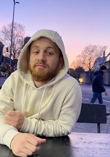 Я Victor, 31, знакомлюсь для общения в Кишинёве