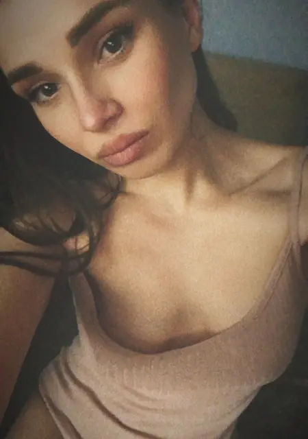 Яна из Белой Церкви, ищу на сайте общение