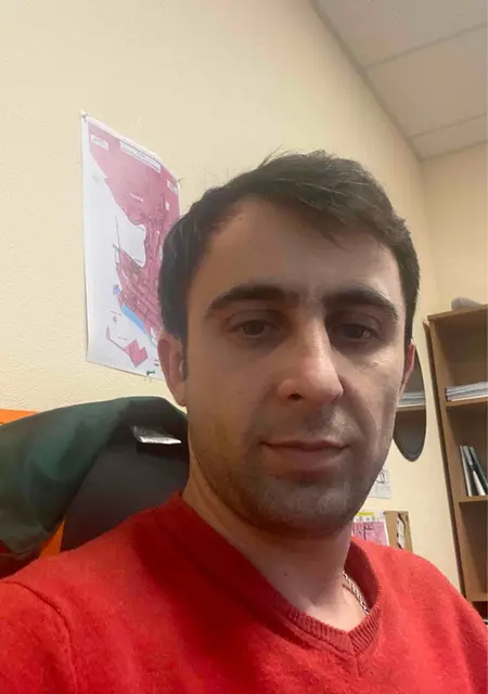 Я Антон, 34, из Кременчуга, ищу знакомства без обязательств