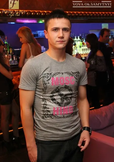 Игорь из Винницы, ищу на сайте знакомства на одну ночь