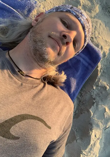 Silver из Гарбсена, мне 41, познакомлюсь для приятного времяпровождения