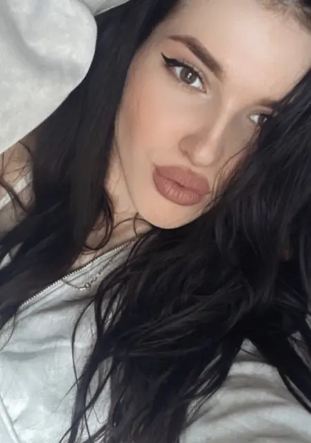 Я Katya, 22, из Донецка, ищу знакомство для вирта