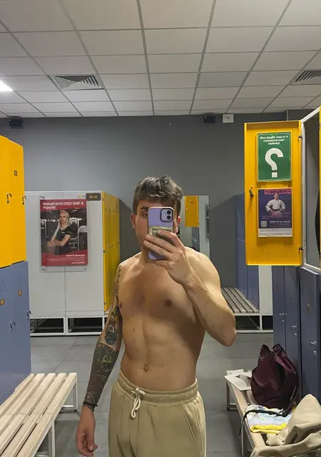 Олег з Кривого Рогу, шукаю на сайті вірт