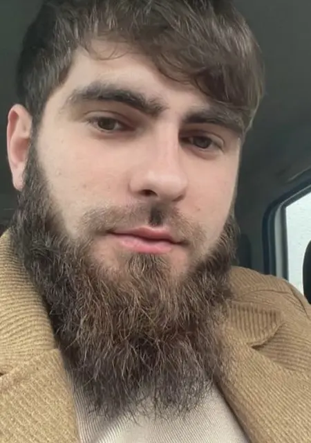 Зелимхан из Амстердама, мне 26, познакомлюсь для вирта