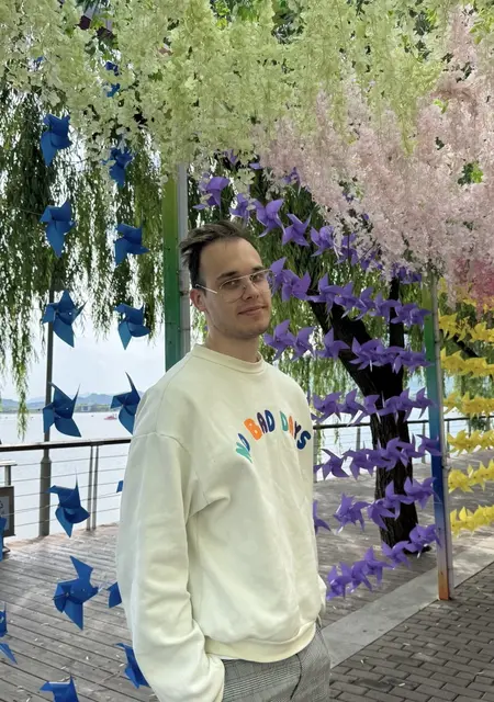 Вениамин из Стокгольма, мне 26, познакомлюсь для приятного времяпровождения