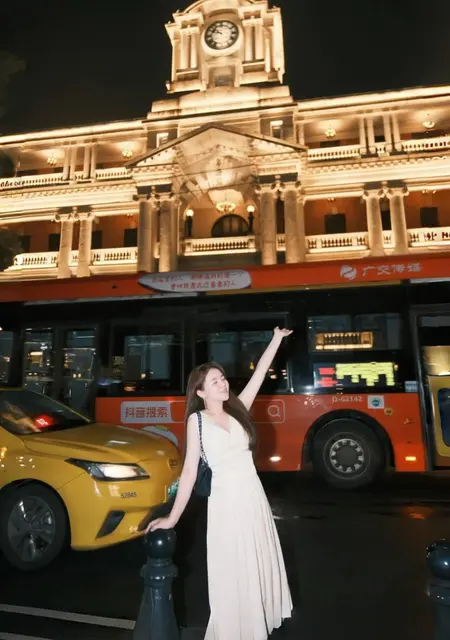 Я Alyssa, 39 років, знайомлюсь для відкриті стосунки у Бахмут