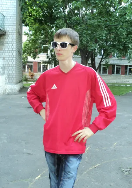 Я Артём, 32, из Гомеля, ищу знакомства без обязательств