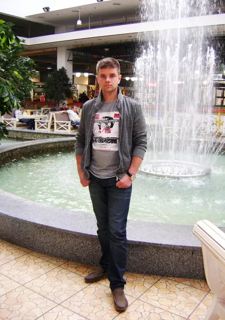 Я Денис, 38, знакомлюсь без обязательств в Херсоне