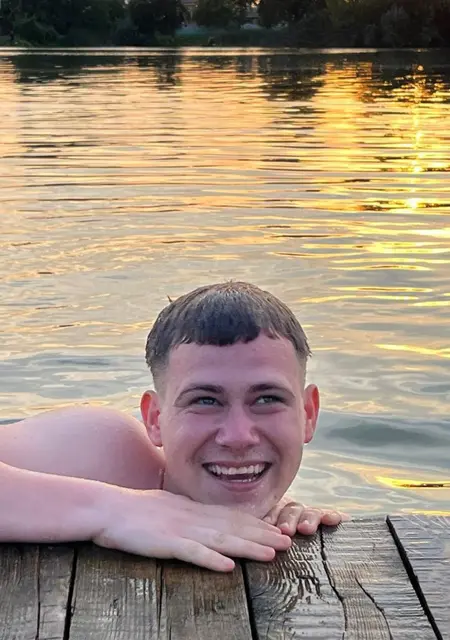 Я Rostislav, 21 років, знайомлюсь без зобов'язань у Фастів