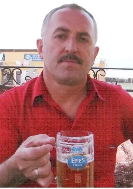 Я Толик, 59, из Константиновки, ищу знакомство для постоянных отношений