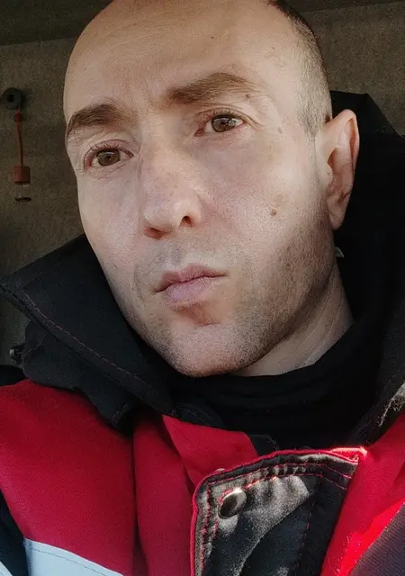 Александр з Kadiivka, шукаю на сайті знайомства на одну ніч