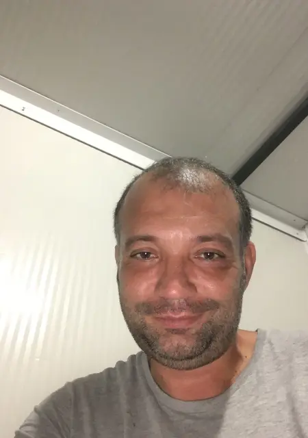 Я Fatih, 44, из Адана, ищу знакомства без обязательств