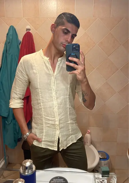 Я Robbye, 24, из Лейни, ищу знакомства без обязательств