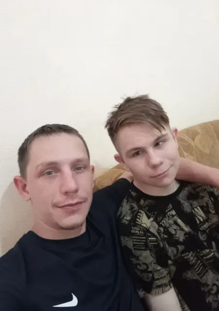 Я Алексей, 29 років, знайомлюсь на одну ніч у Новопскове