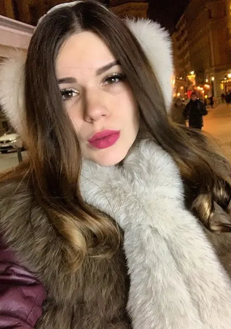 Лина из Днепра, ищу на сайте вирта