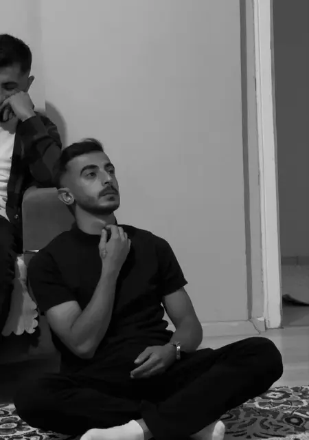 Я Zinnar, 22, из Газиантеп, ищу знакомства на одну ночь