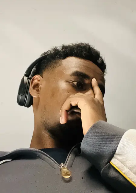 Я Zack, 26, знакомлюсь на одну ночь в Лозанне