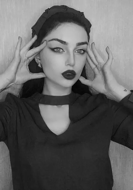 Eva из Харькова, мне 28, познакомлюсь для постоянных отношений