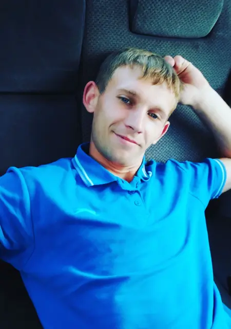 Константин из Кропивницкого, мне 31, познакомлюсь для приятного времяпровождения