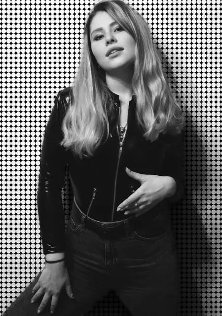 Я Арина, 35, знакомлюсь для общения в Астане