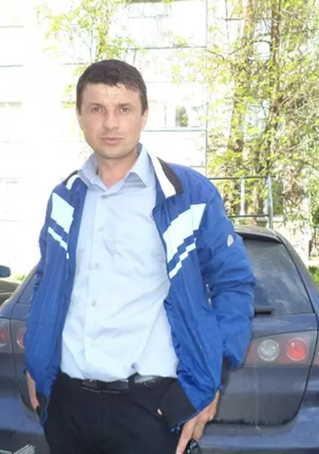 Я Валентин, 80 років з Києва, шукаю знайомство для приємного проведення часу