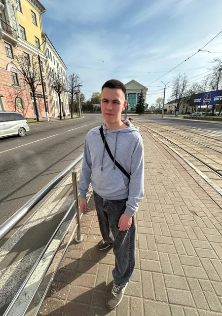 Я Anton, 19, из Витебска, ищу знакомство для вирта