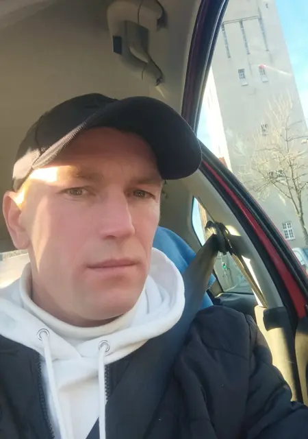 Oleksandr из Львова, мне 37, познакомлюсь для постоянных отношений