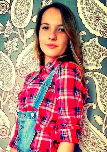 Инга з Бара, мені 18 років, познайомлюсь для спілкування