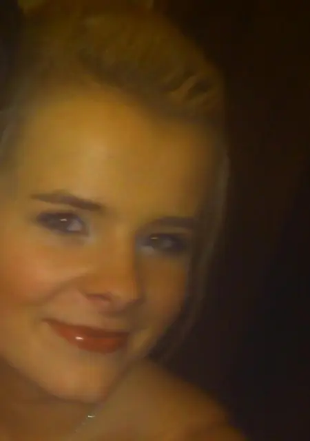 Я Снежана, 24 років з Іллінці, шукаю знайомства без зобов'язань