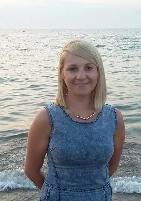 Я Милана, 26 років з Коростень, шукаю знайомство для постійні стосунки