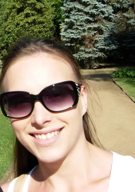 Я Софья, 27, из Знаменки, ищу знакомства без обязательств