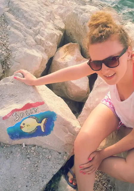 Я Стелла, 27 років з Сватова, шукаю знайомство для дружби