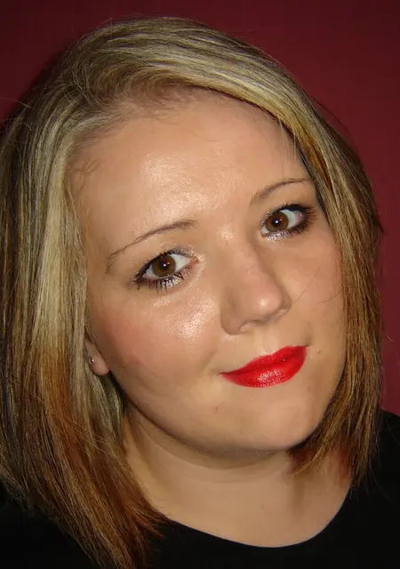 Я Алина, 24 років з Одеси, шукаю знайомство для постійних стосунків