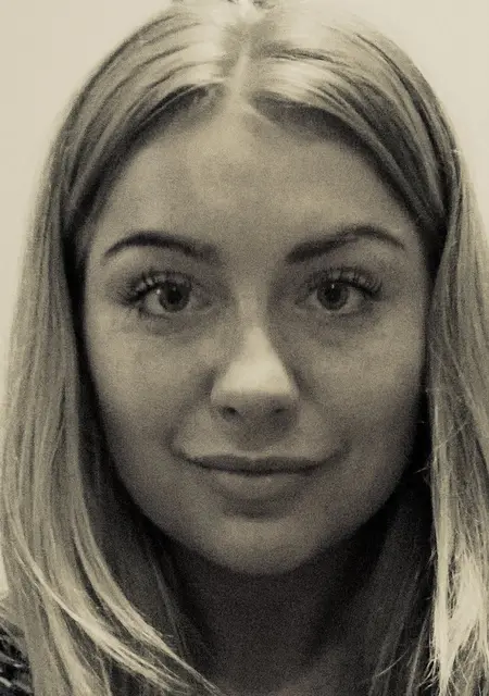 Жанна из Сарн, мне 25, познакомлюсь для общения