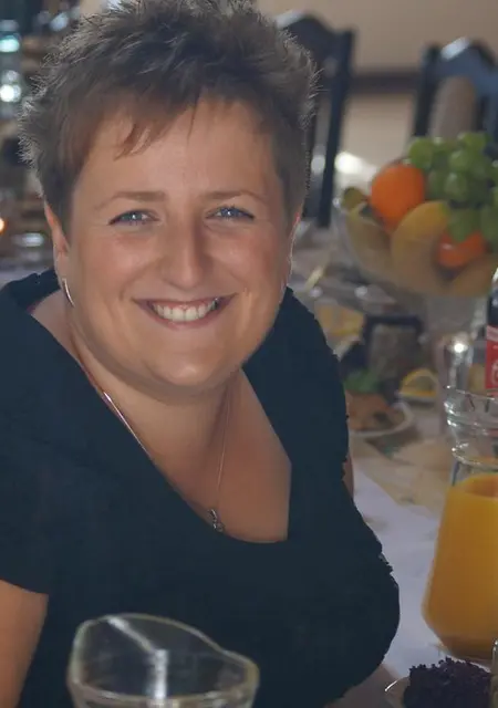 Я Ксения, 27 років з Умань, шукаю знайомства без зобов'язань