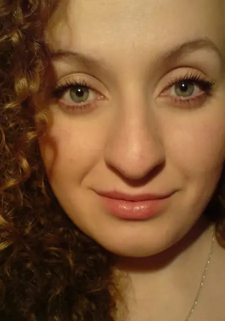 Светлана з Чернівці, мені 22 років, познайомлюсь для спілкування