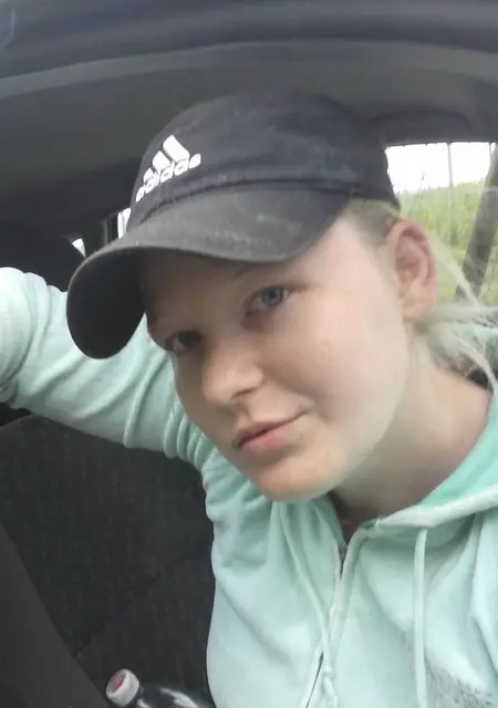 Я Ольга, 25, из Витебска, ищу знакомство для постоянных отношений