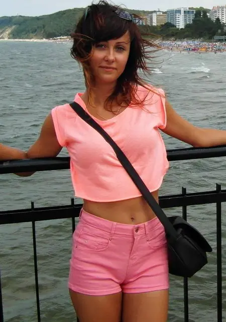 Я Полина, 19, из Логойска, ищу знакомство для общения