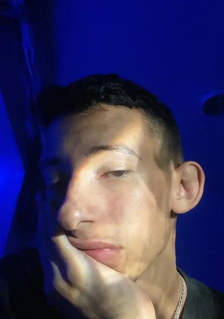 Я Алексей, 20, знакомлюсь для дружбы в Киеве