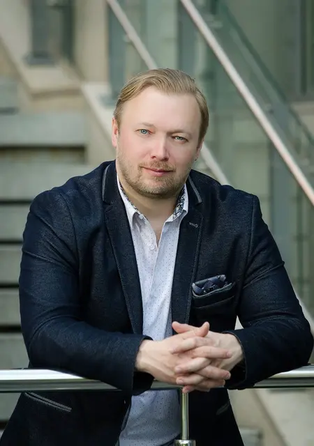 Roman из Днепра, ищу на сайте знакомства на одну ночь