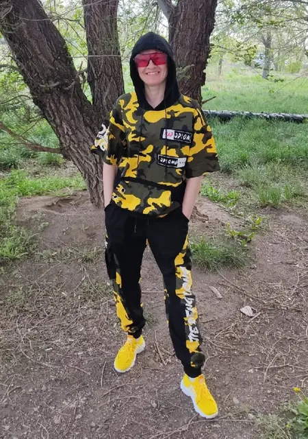 Кристина из Караганды, ищу на сайте постоянные отношения